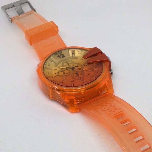 π₯ Diesel Unisex Watch with Orange Gradient Face π₯ - Picture 6 of 7